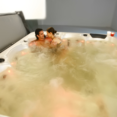 Acrylic Massage Therapy Hot Tub Spa Jacuzzi Tub Để thư giãn ngoài trời 5 người